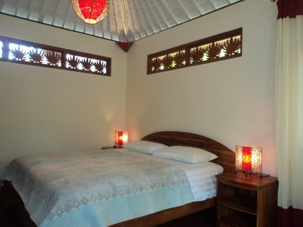 White Lotus Oasis Ubud Quarto foto