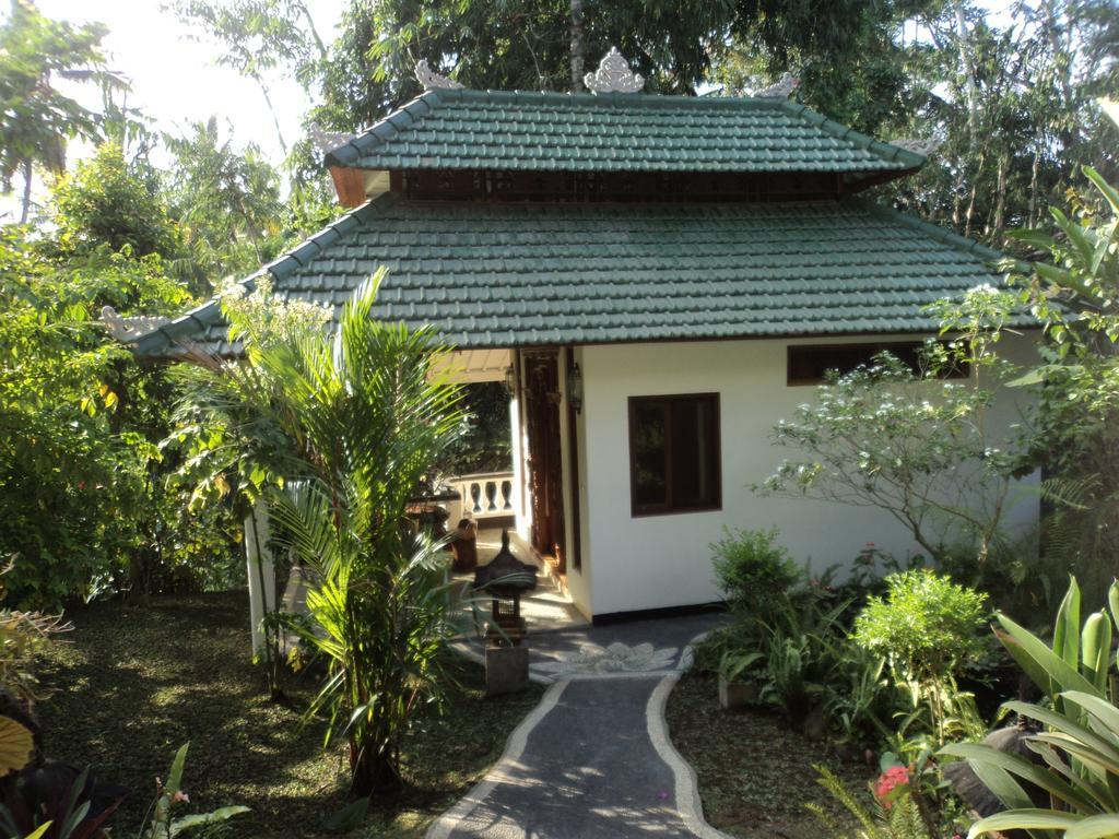 White Lotus Oasis Ubud Quarto foto