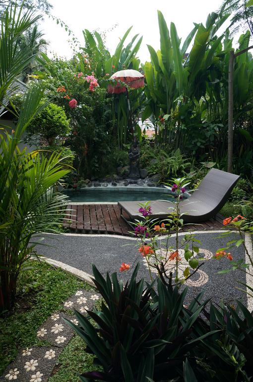 White Lotus Oasis Ubud Exterior foto