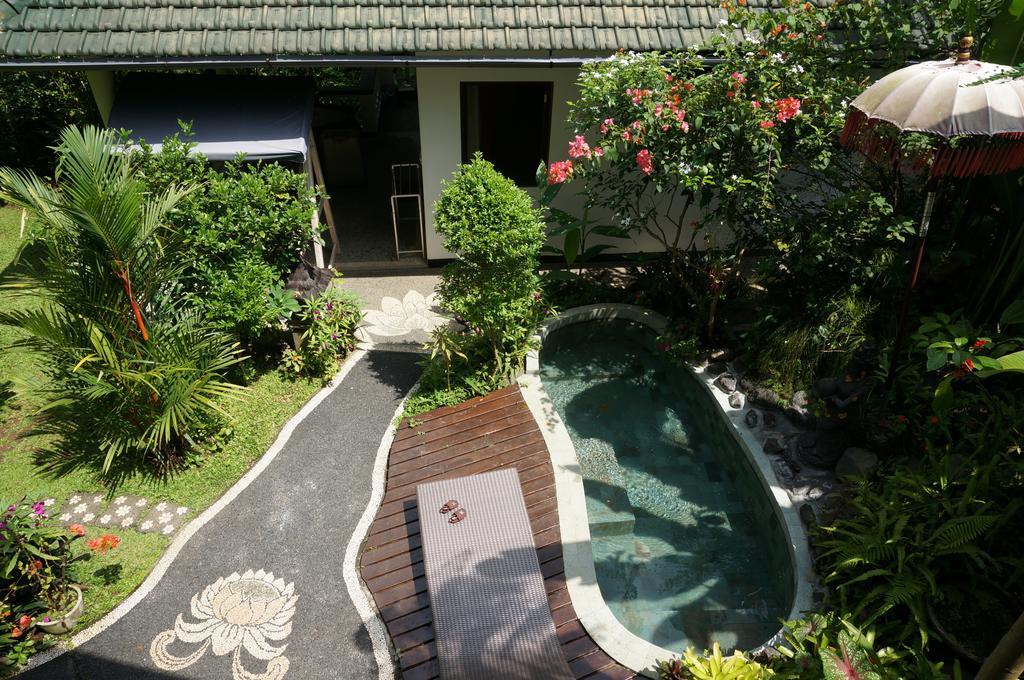 White Lotus Oasis Ubud Exterior foto